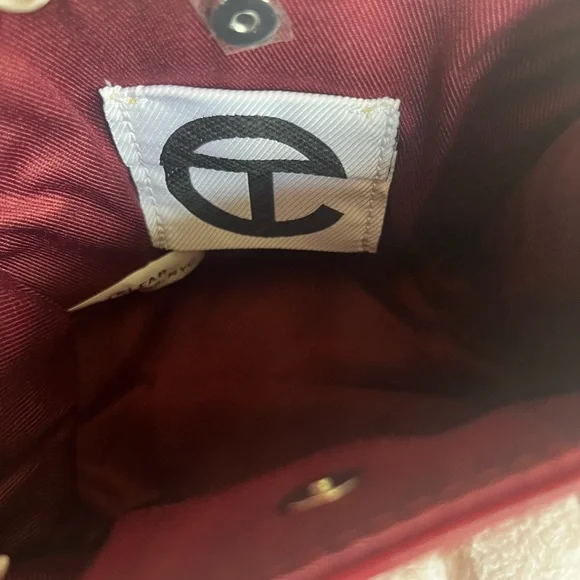 Telfar Women's Red Handbag - Picture 8 of 8